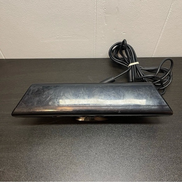 Microsoft Kinect Sensor for Xbox 360 - Model 1414 - Picture 2 of 4